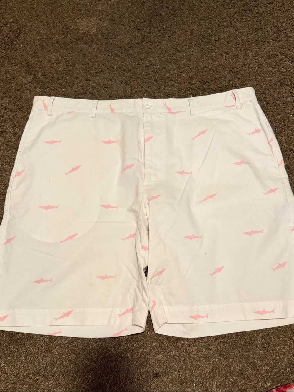 Savane White Shorts with Pink Fish Motif